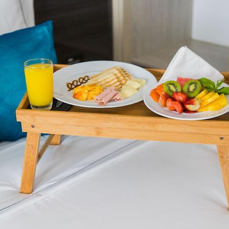 Lavish Living Villa Benares Buitenkant foto